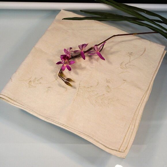 Tablecloth Vintage Unbleached Linen Hand Embroidered Beige 34 x 32 Card Table Sz - Picture 1 of 10